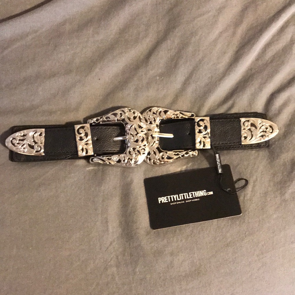 Accent belt